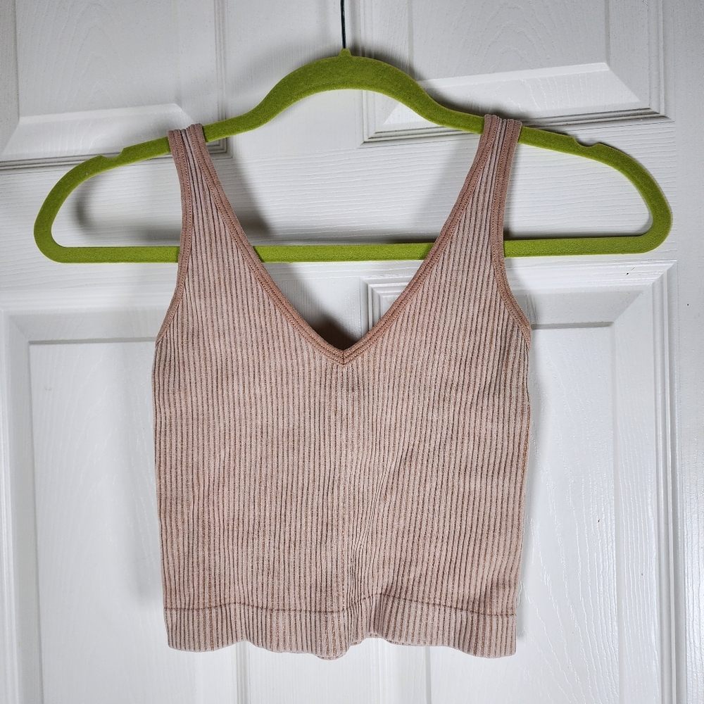 Aura cropped tank